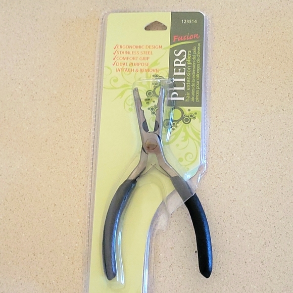 Hair Extension Accessories - Picture 6 of 7